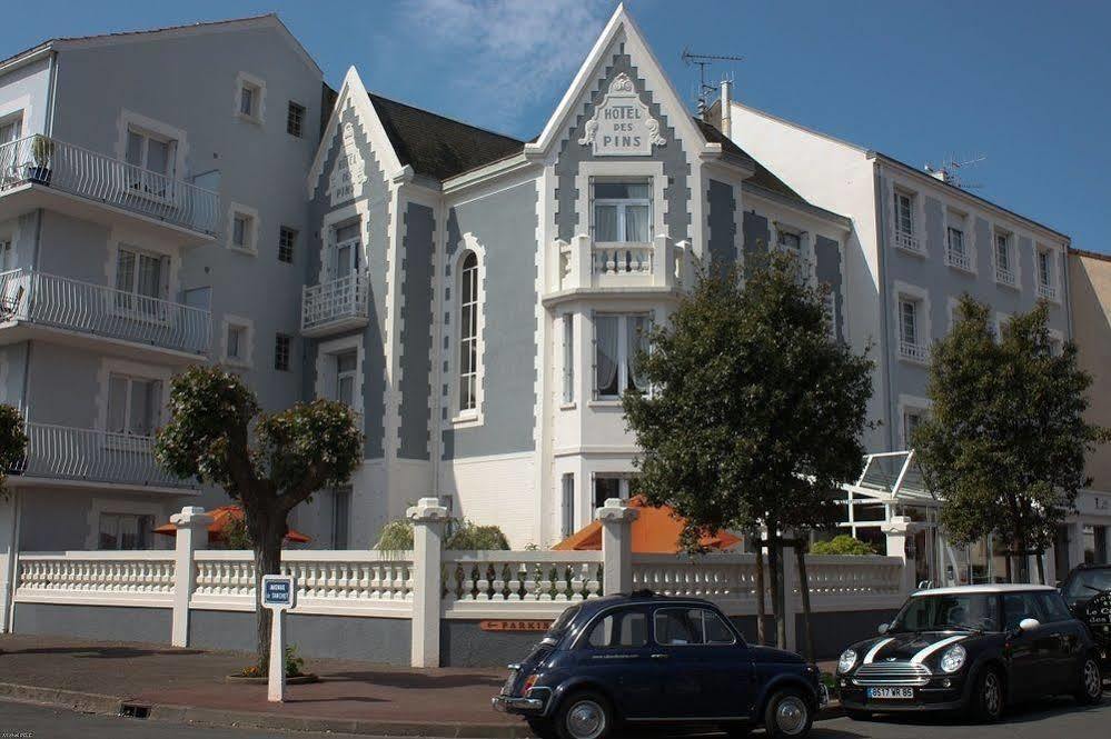 Hotel Calme Des Pins & Spa Les Sables-d'Olonne Exterior photo